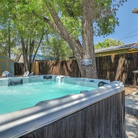 Villa The Vibrant Victorian Hot Tub & Fire Pit In Occ à Colorado Springs Extérieur photo