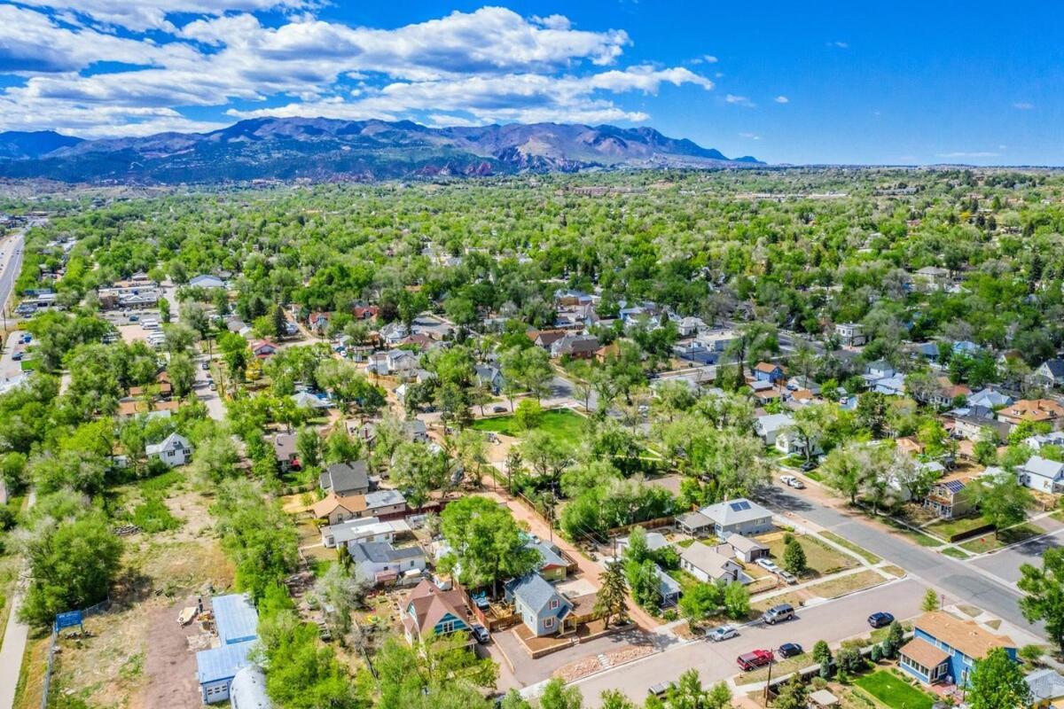 Villa The Vibrant Victorian Hot Tub & Fire Pit In Occ à Colorado Springs Extérieur photo