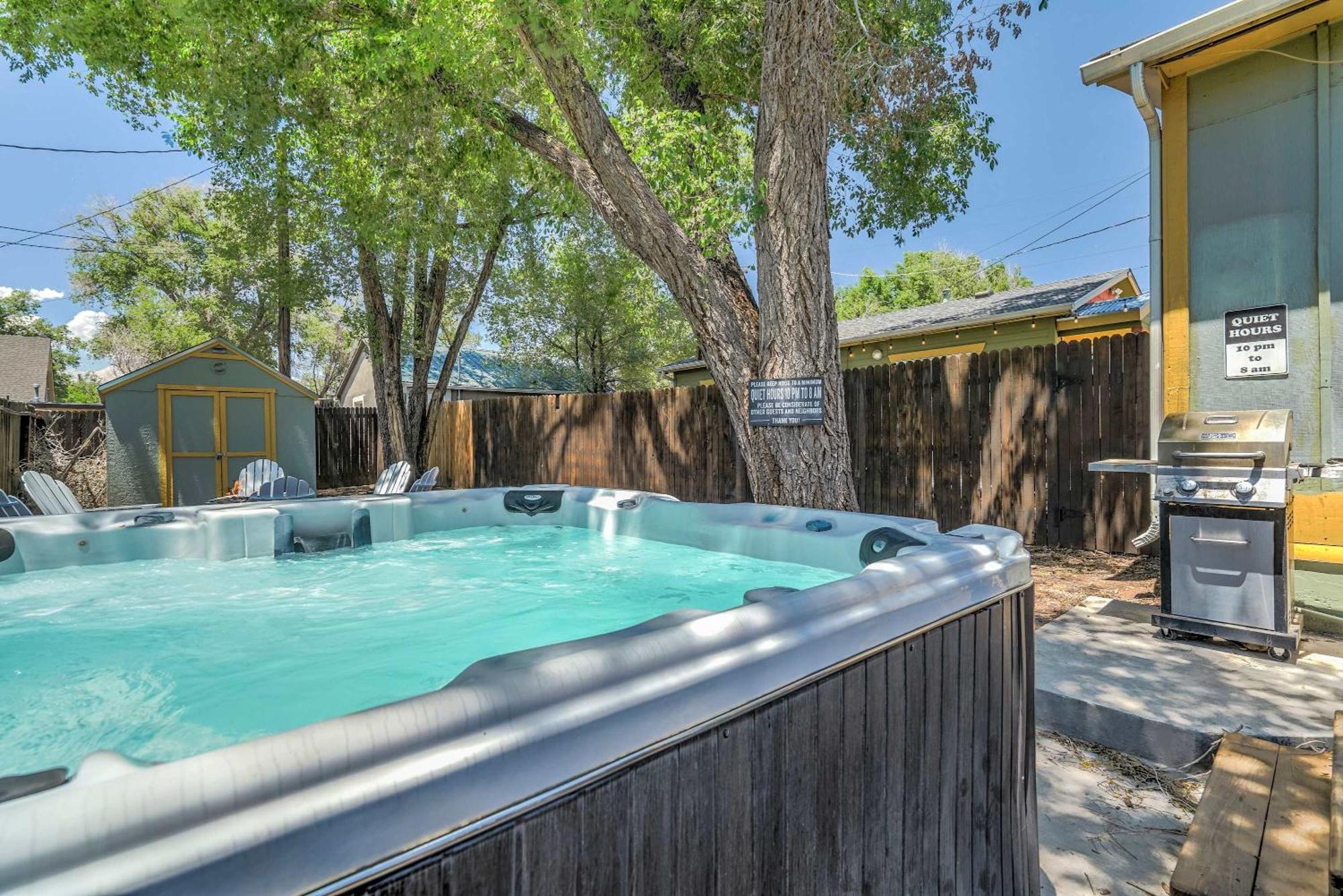 Villa The Vibrant Victorian Hot Tub & Fire Pit In Occ à Colorado Springs Extérieur photo